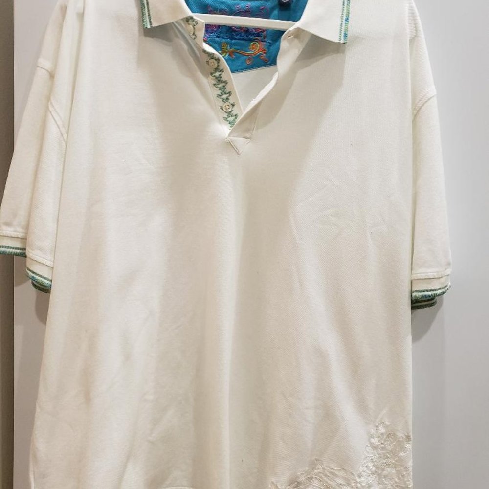 Men's White Short Sleeve Embroidered Hints Tropical Shirt - Size 4L